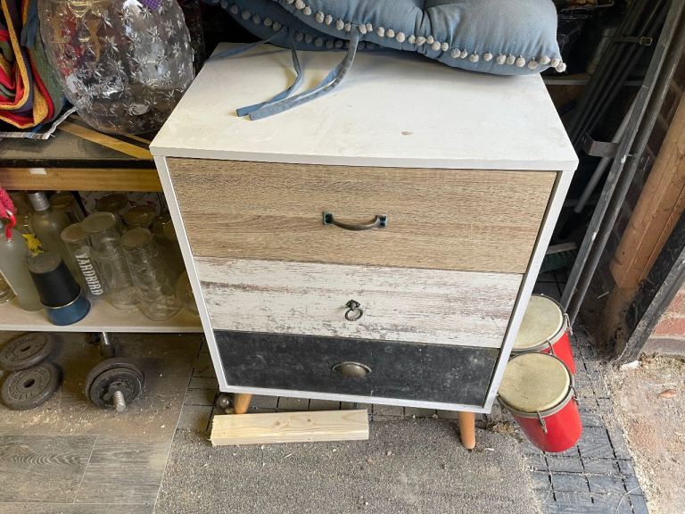 Stylish Bedside Table with Drawers – Good Condition