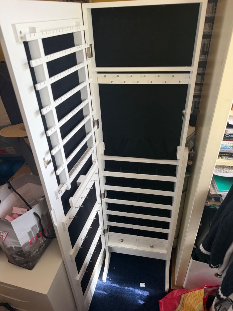 White Wooden Jewellery Cabinet with Mirror – Good Condition