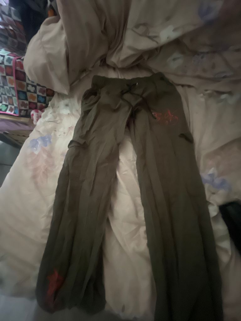  Ed hardy Green Cargo Trousers – Good Condition