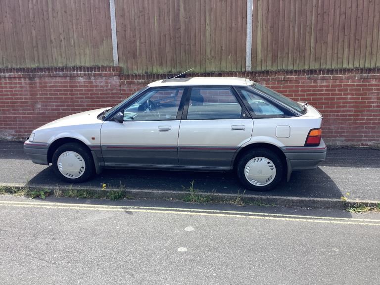 Rover, 200, Hatchback, 1992, Manual, 1590 (cc), 5 doors