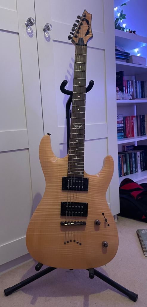 Dean Custom 350 Electric Guitar – Flame Maple Top – HH Pickups – Gloss Natural – Excellent