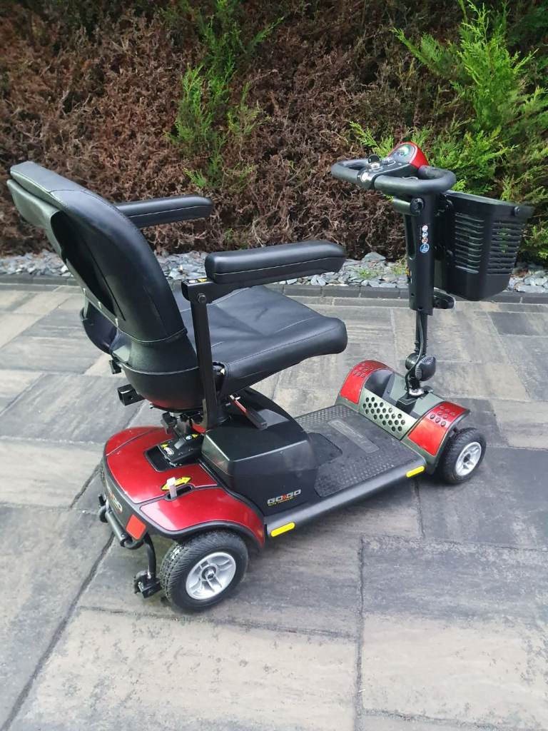 Immaculate small gogo mobility scooter can deliver 