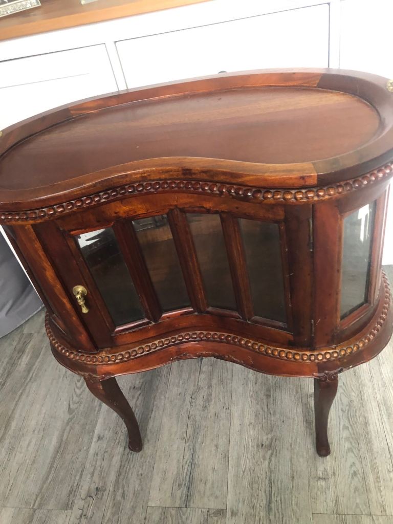 Mahogany/ brass drinks cabinet exc cond free local delivery 