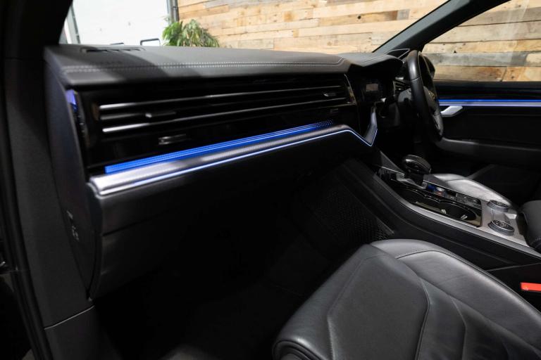 2021 Volkswagen Touareg 3.0 Touareg V6 Black Edition TDI Auto 4WD 5dr SUV Diesel Automatic