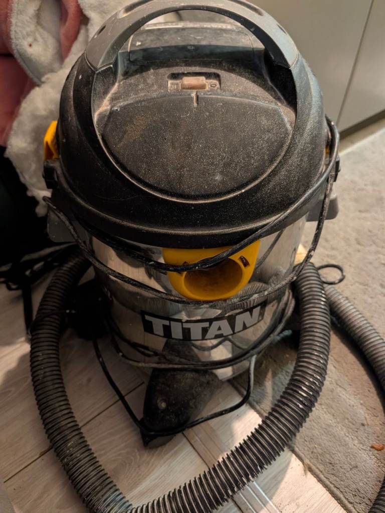 Titan Wet & Dry Vacuum Cleaner – Fully Functional