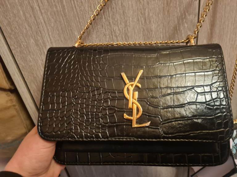 Y-S-L Style Black Crocodile Effect Shoulder Bag with Gold Chain