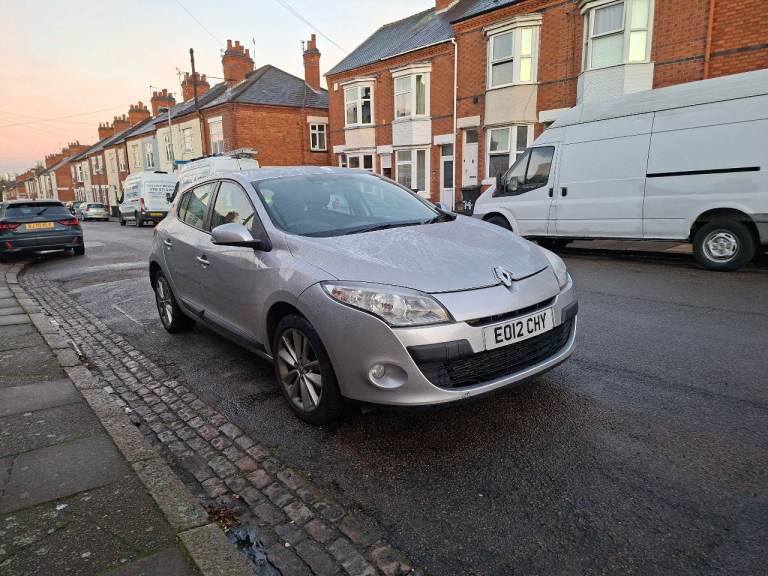 Renault, MEGANE, Hatchback, 2012, Manual, 1461 (cc), 5 doors