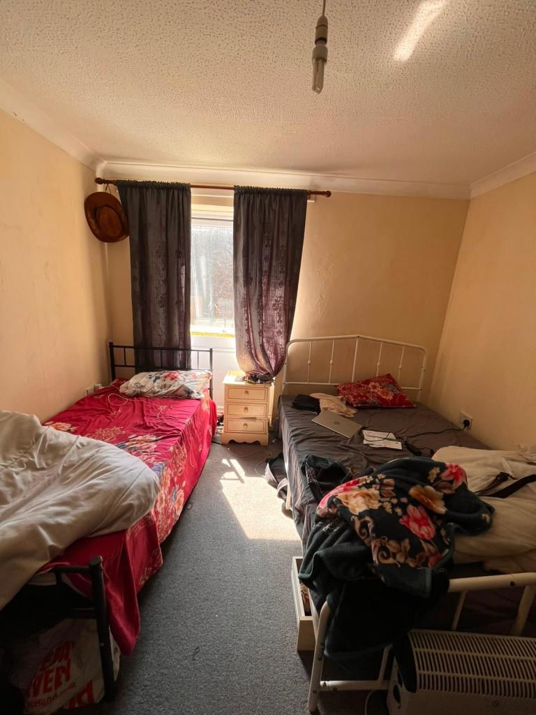 Room to rent in a shared flat in Abbey Wood.
