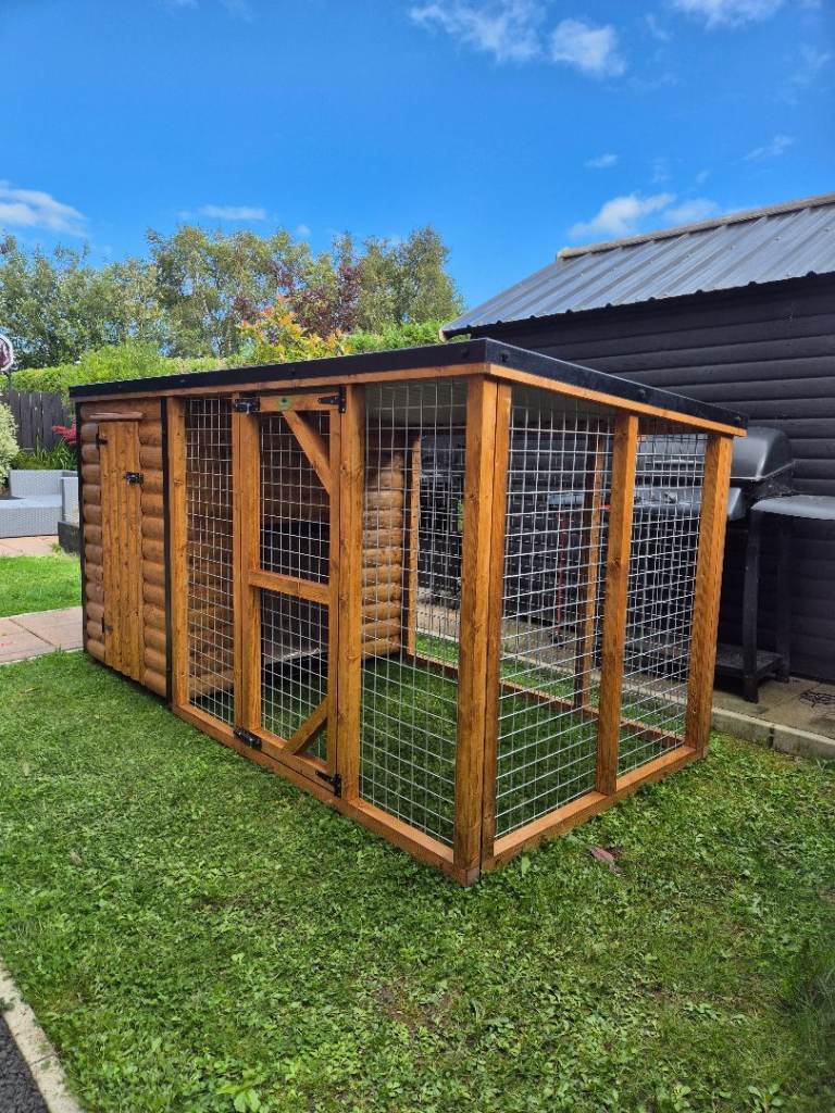 Dog pen kennel run 