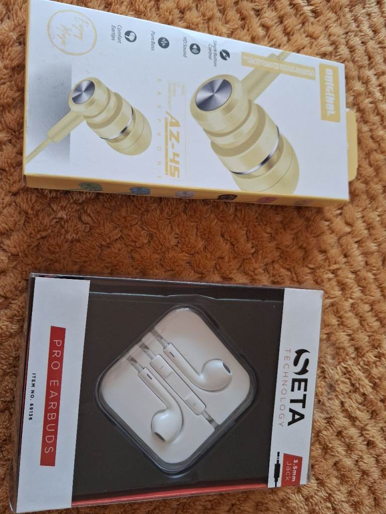 Ear buds
