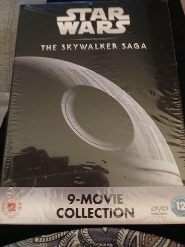 Box set 9 movie skywalker saga.