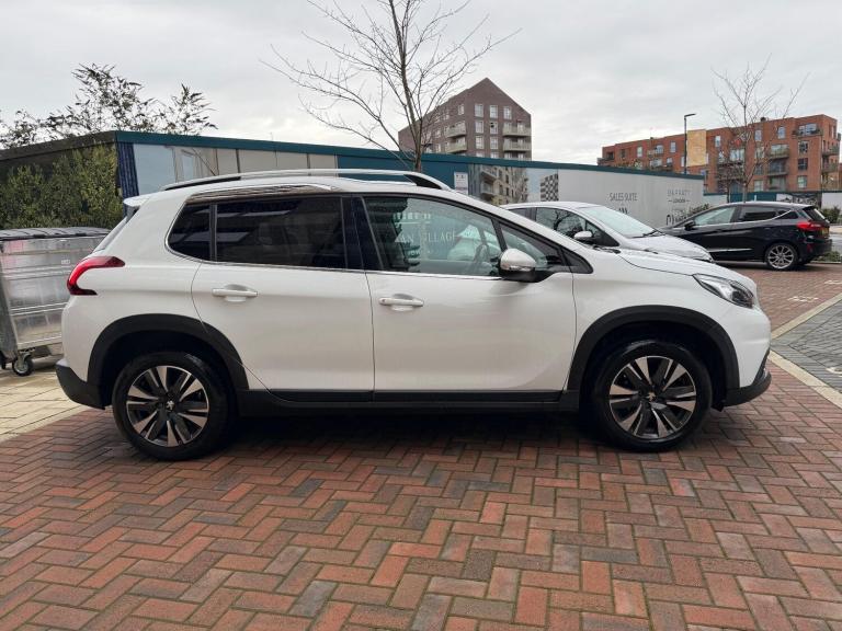 2018 Peugeot 2008 1.2 PureTech Allure Euro 6 5dr HATCHBACK Petrol Manual