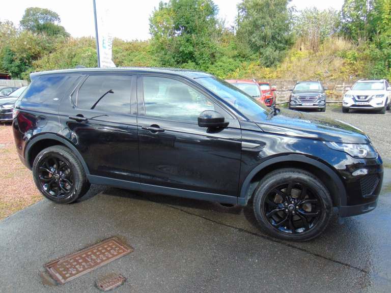 2019 Land Rover Discovery Sport 2.0 TD4 Landmark * MOT JULY 2027 * FINANCE AVAILABLE * FREE 6 MON...