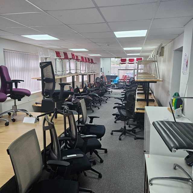 USED OFFICE FURNITURE - REFURBISHED- BISHOPS STORFORD 