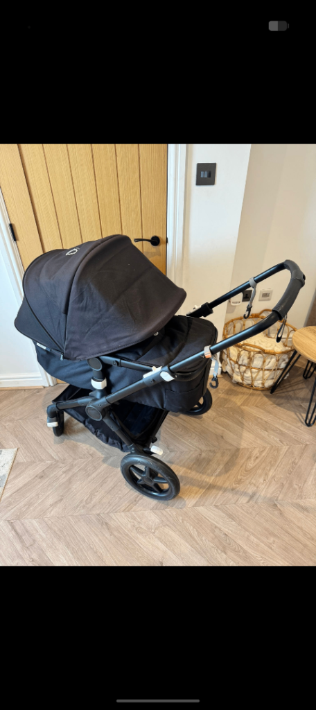 Bugaboo fox 2 and Footmuff *COLLECTION ONLY*