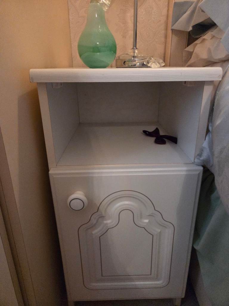 2 x white bedside cabinets