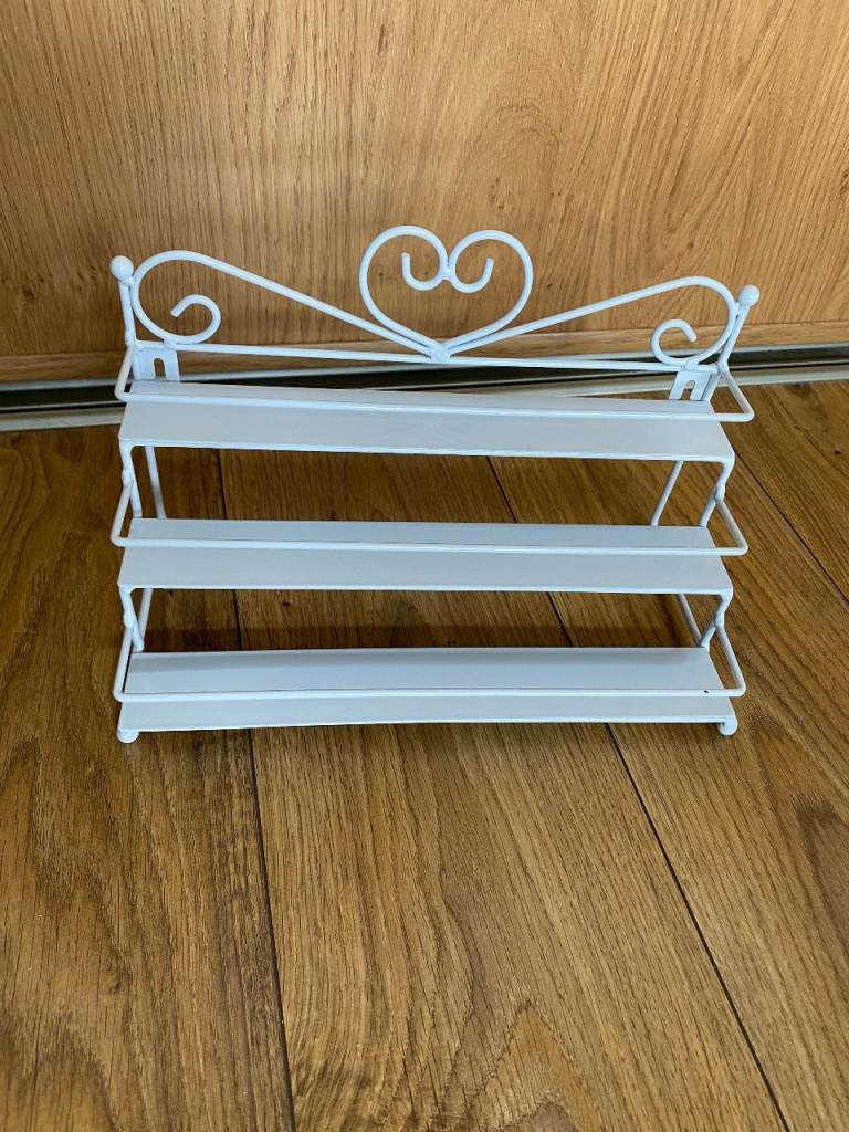 White Metal Nail Polish Stand / Organiser, 3 Tiers, heart design, freestanding or wall mountable