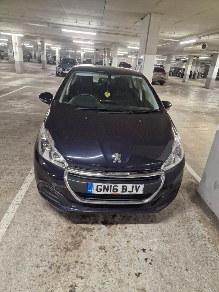 Peugeot, 208, Hatchback, 2016, Manual, 1199 (cc), 5 doors