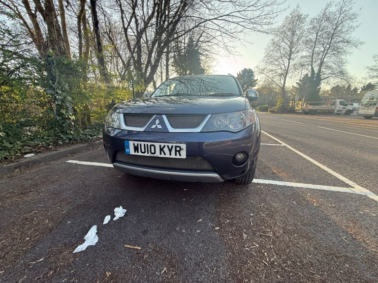 Mitsubishi, OUTLANDER, Estate, 2010, Manual, 2179 (cc), 5 doors