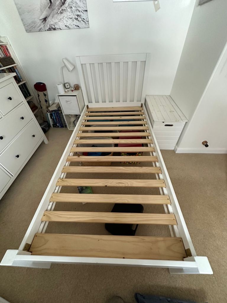 Single bed (child)