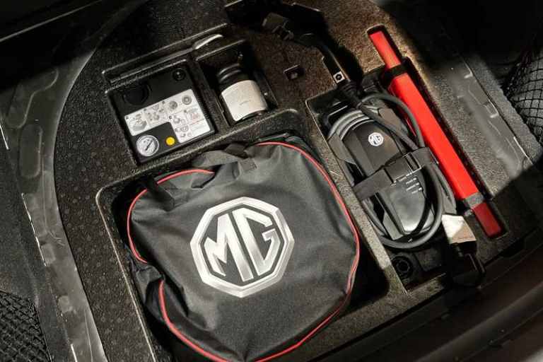 2025 MG MG ZS 130kW Trophy Connect EV 51kWh 5dr Auto HATCHBACK ELECTRIC Automatic