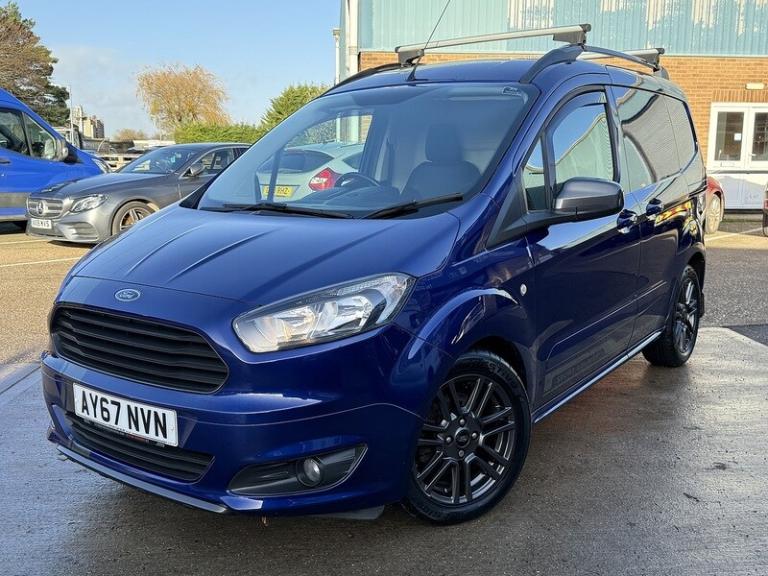 2017 Ford Transit Courier 1.5 TDCi 95ps Sport Van PANEL VAN DIESEL Manual