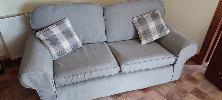 Two-seater sofa