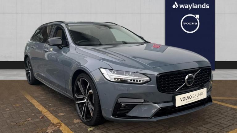 2023 Volvo V90 Ultimate, B5 mild hybrid, Petrol, Dark Estate Petrol Automatic
