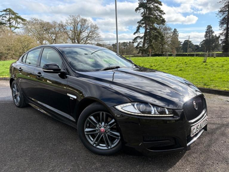 2015 Jaguar XF D R-SPORT Saloon Diesel Automatic