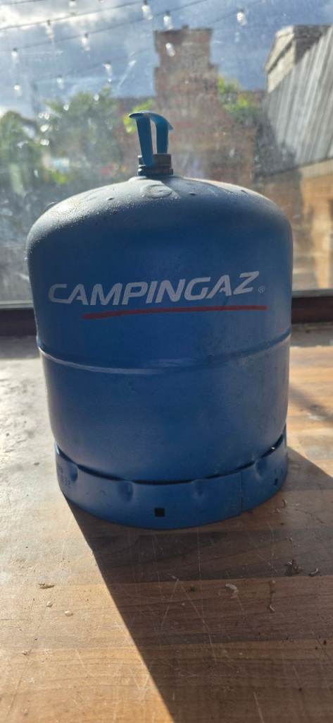 Campingaz 907 Empty Cylinder with regulator