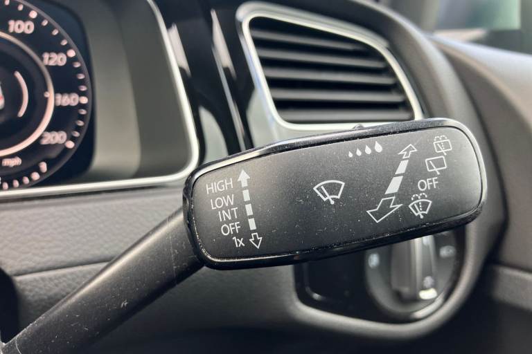 2019 Volkswagen Golf 2.0 TSI 300 R 5dr 4MOTION DSG Hatchback PETROL Automatic