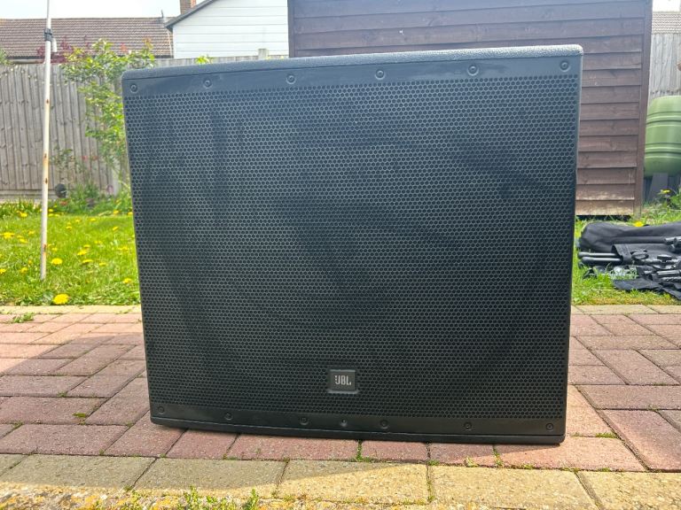 JBL eon 618S Powered Subs. 