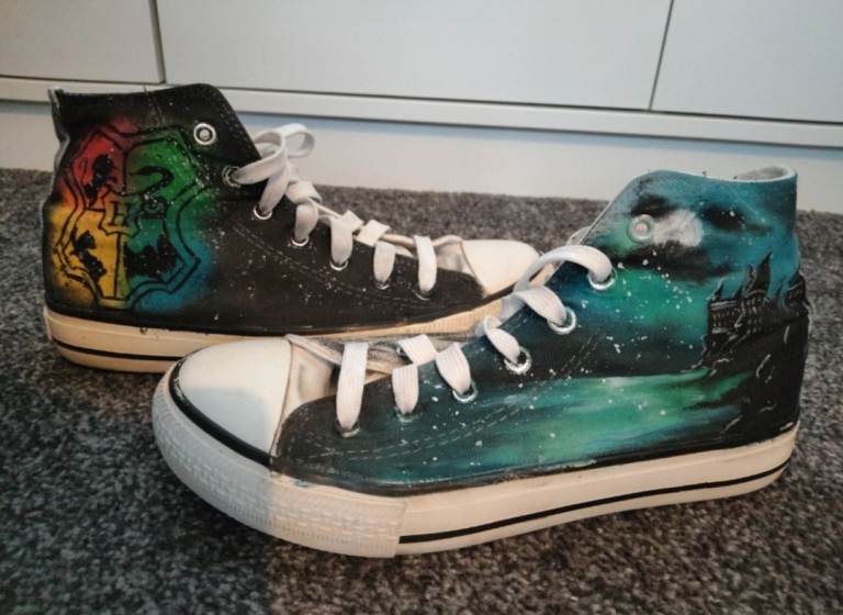 Custom hand painted Harry Potter high tops 