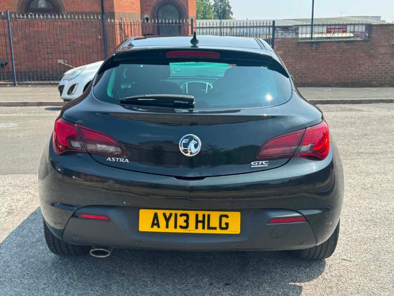 Vauxhall, ASTRA GTC, Hatchback, 2013, Manual, 1598 (cc), 3 doors