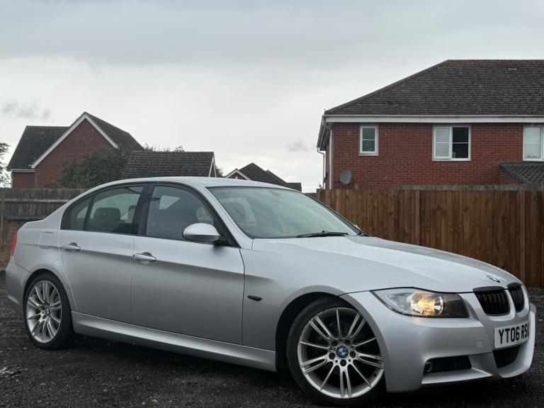 BMW 3 SERIES 320i M Sport 4dr