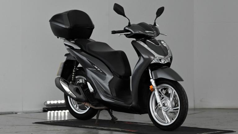 2021 Honda SH125i 125 CVT V-Belt Euro 5 Scooter Petrol Automatic