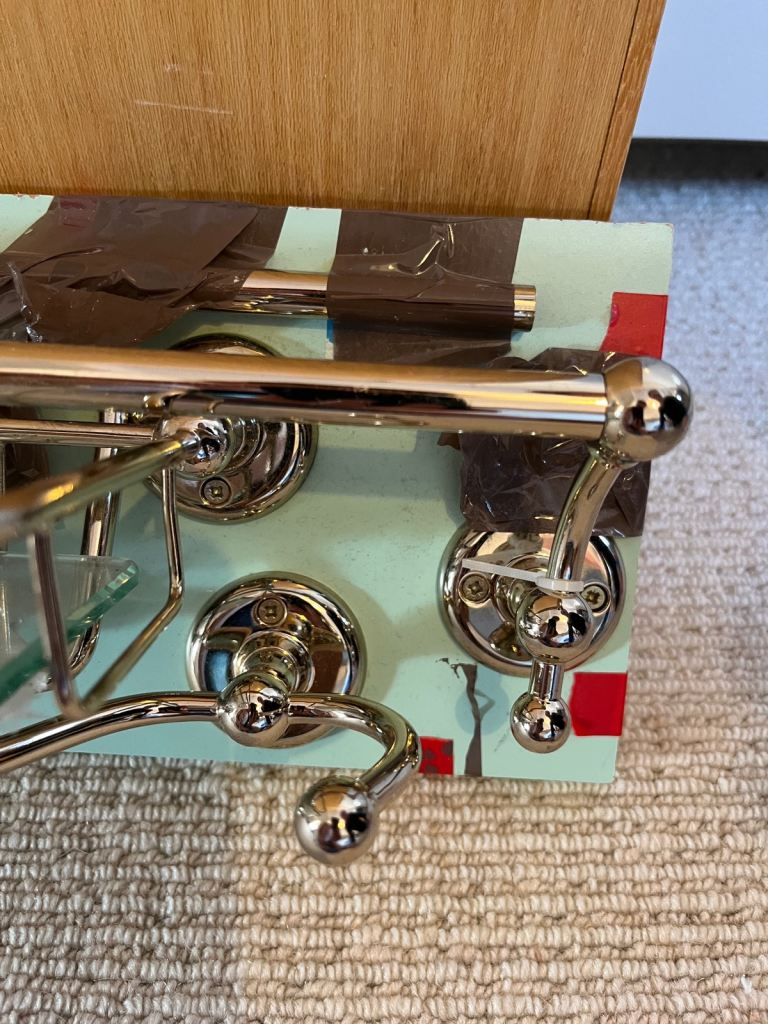 Assorted Focus Bathroom Fixings, Complete Set, Gold