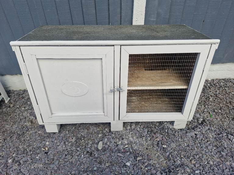 Guinea Pig Hutch
