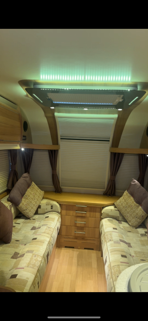 Bailey unicorn Barcelona 