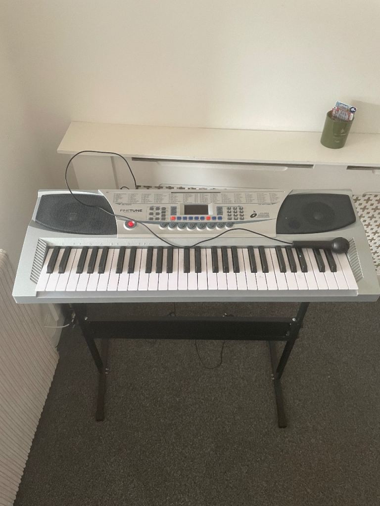 Keyboard With Microphone + Stand