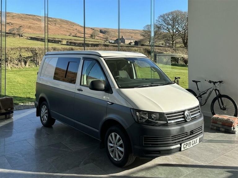 2019 Volkswagen Transporter TS8 SWB