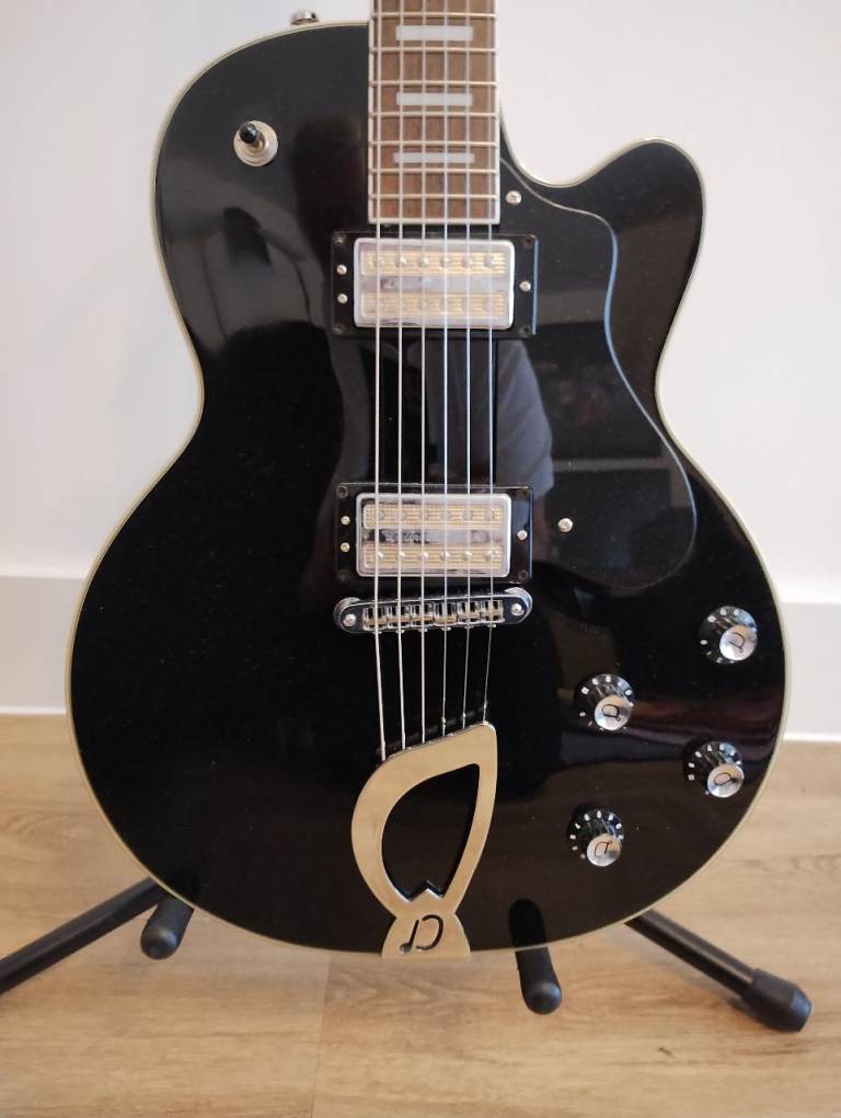 DeArmond By Guild M75 including hardcase   MAKE ME AN OFFER