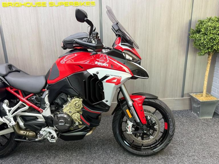 2021 21 Ducati Multistrada V4S 1158cc Euro 5 - Luggage - Radar - New MOT 