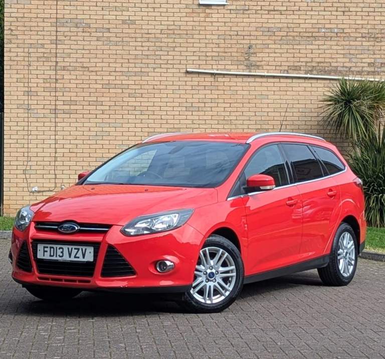 2013 FORD FOCUS TITANIUM 1.6 PETROL AUTOMATIC 
