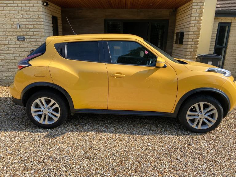 2017 Nissan Juke 1.6 N-Connecta 5dr Xtronic HATCHBACK Petrol Automatic