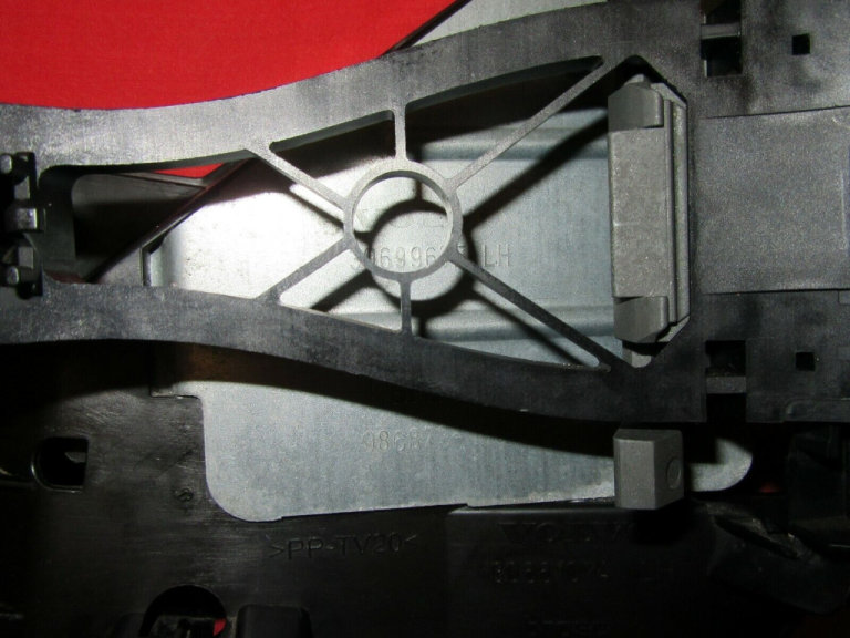 Volvo S80 Door Handle Bracket Mechanism Rear Left 30661074 LH