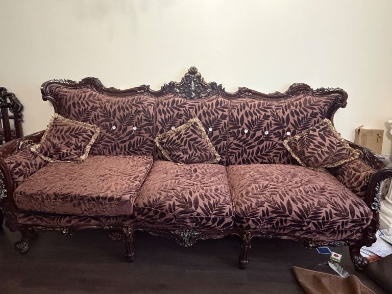 Luxury Antique Style Carved Wooden Sofa Set – 4 Pieces (3 Seater, 2 Seater, Armchair & Bench)