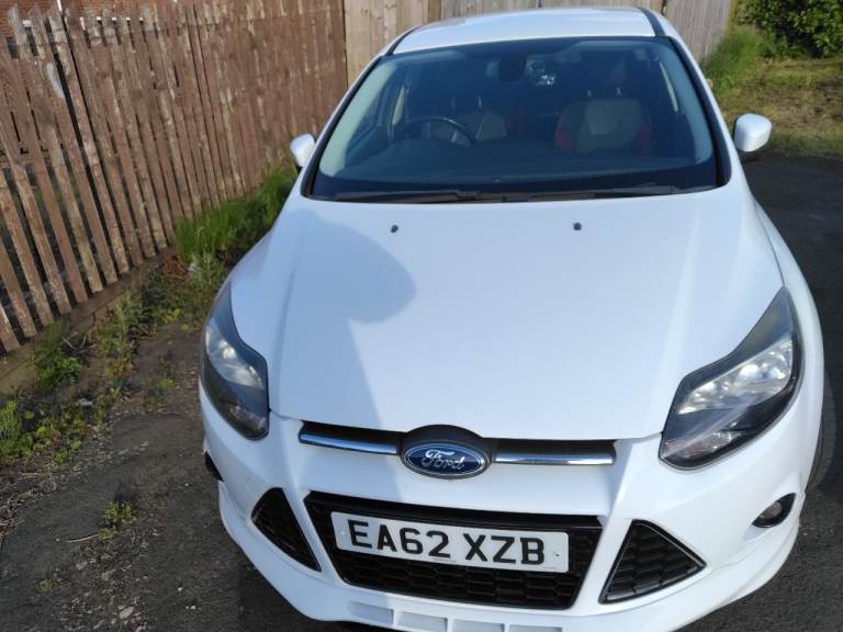 Ford, FOCUS, Hatchback, 2012, Manual, 1560 (cc), 5 doors