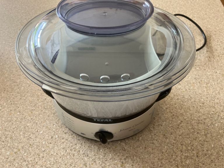 Steamer - Tefal Steam Cuisine Serie S02 1000 cl with all parts barely used