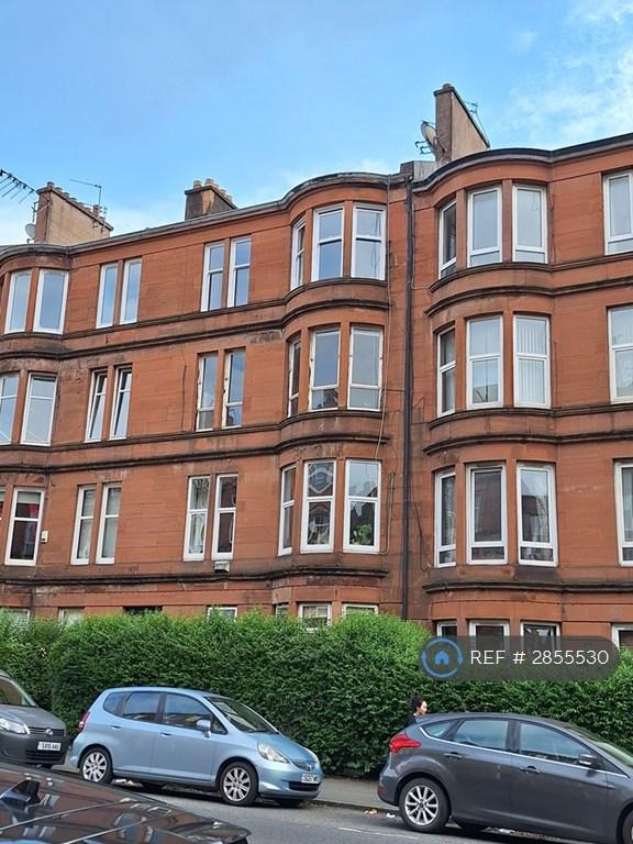 2 bedroom flat in Minard Road, Glasgow, G41 (2 bed) (#2855530)